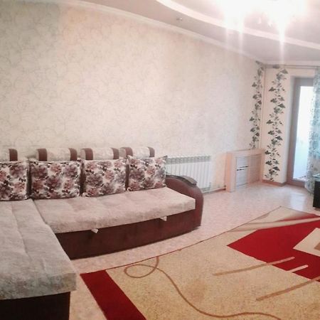 Иляева 66 Парк Кен Баба Simkent Kültér fotó